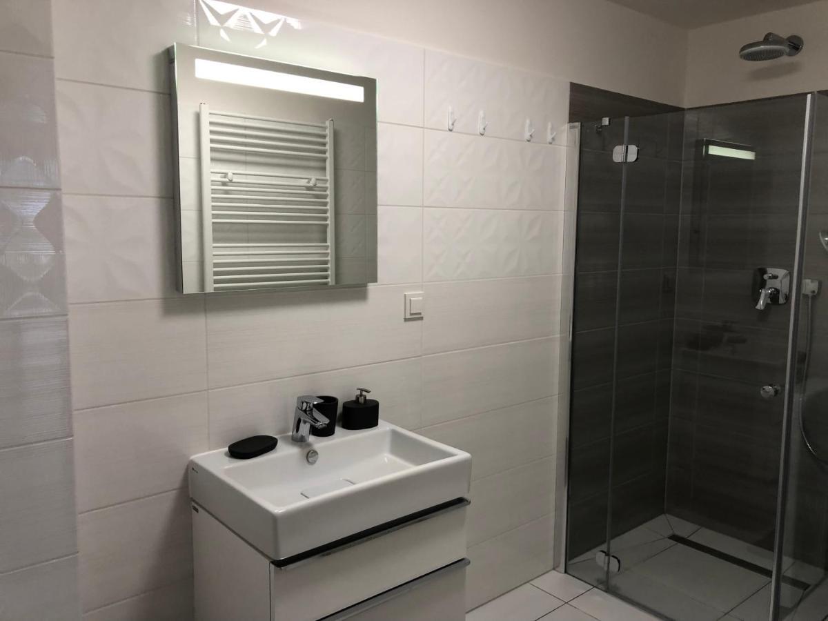 Apartament Lux Green Basen Spa Piec Morz 시아노제티 외부 사진
